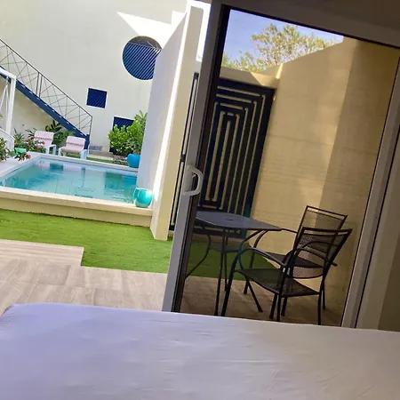 Pierre And Colors Tamarindo Adults Only Villa Room photo
